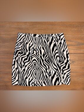 SHEIN Black and White Zebra Print Skirt. #1